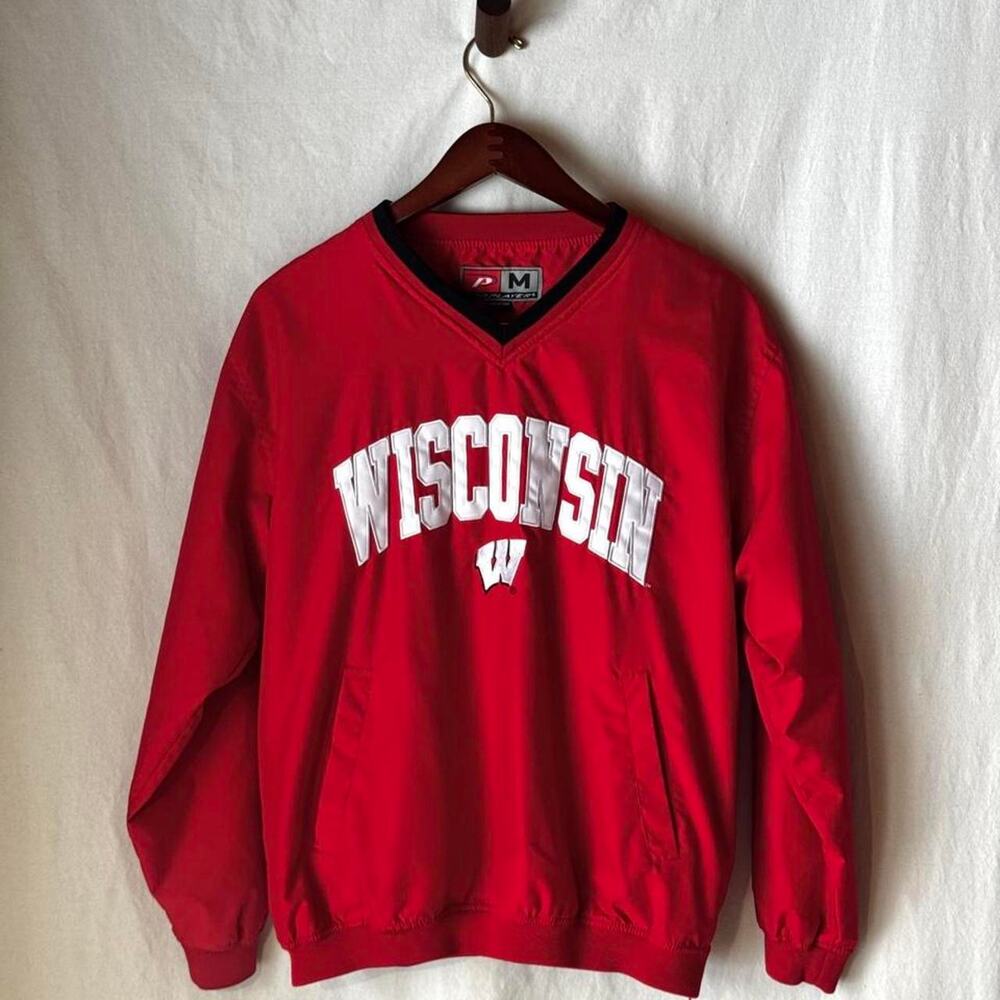 Wisconsin badgers red pullover windbreaker